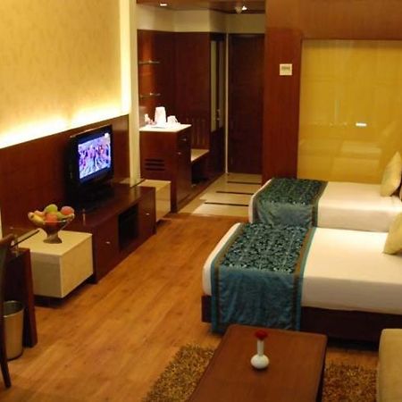 The Victoria Grand Hotel & Spa Kasauli Extérieur photo