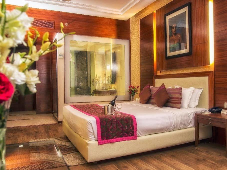 The Victoria Grand Hotel & Spa Kasauli Extérieur photo